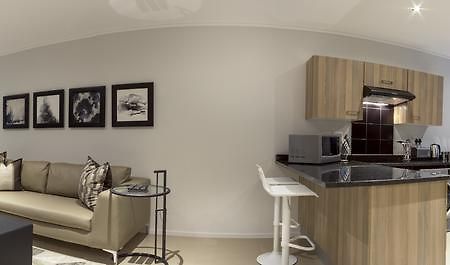 C.A.G - Upper East Side Apartment Sandton Ruang foto