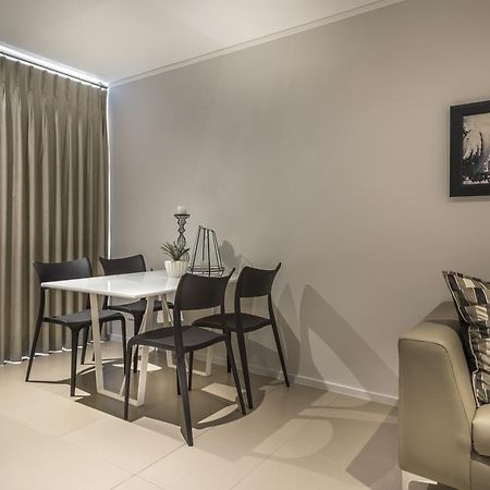 C.A.G - Upper East Side Apartment Sandton Ruang foto
