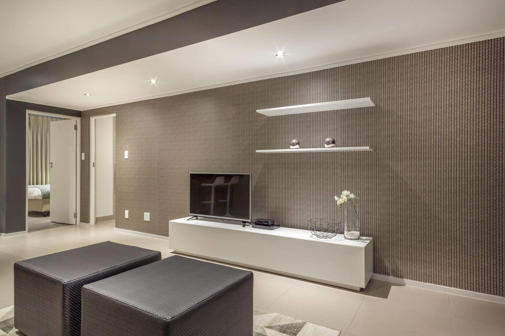 C.A.G - Upper East Side Apartment Sandton Bagian luar foto