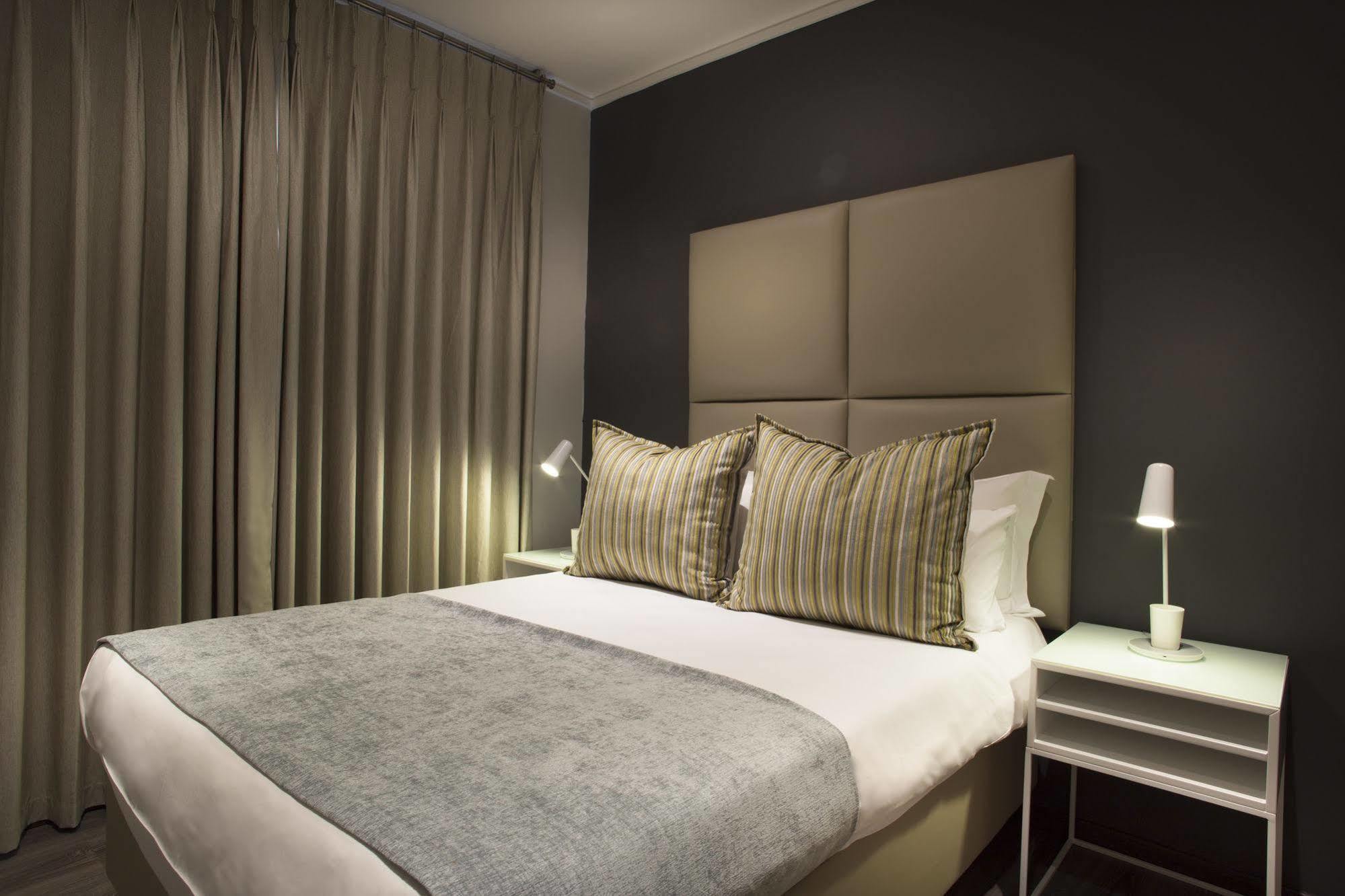 C.A.G - Upper East Side Apartment Sandton Bagian luar foto
